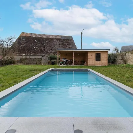 Spacious Holiday In With Private Pool