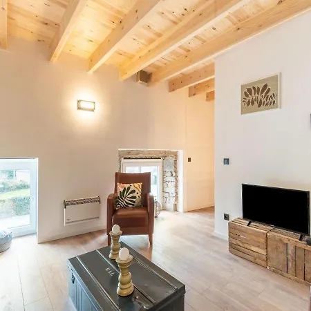 Spacious Holiday In With Private Pool *